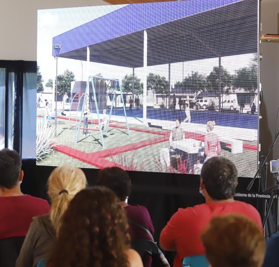 JSchiaretti's tweet photo. Construiremos un nuevo Centro Deportivo, Recreativo y Social, con una inversión de $35 millones por parte de la Provincia. Son 100 los polideportivos que estamos haciendo en toda la geografía provincial para poder juntarnos y compartir la vida.  #CórdobaSeEncuentra https://t.co/G7gFLdPr2b