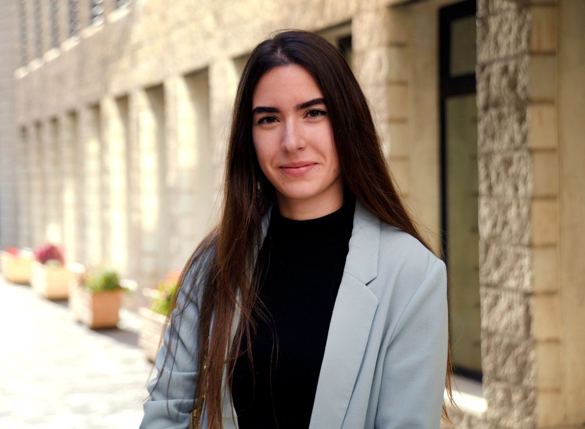 commurcia's tweet photo. 👩🏾‍⚕️ @patribrguez es #precolegiada 🥈 accésit de nuestros IV Premios #TFG

Su trabajo🔎Calidad de vida en pacientes con endometriosis #nuestrosprecolegiados #formación #investigación

👇🏾👇🏾
https://t.co/l6sd6GAX8Q

📸 @juanchifoto 

@damedium @UCAM_Medicina @ceem_medicina https://t.co/olpgfCK6NQ