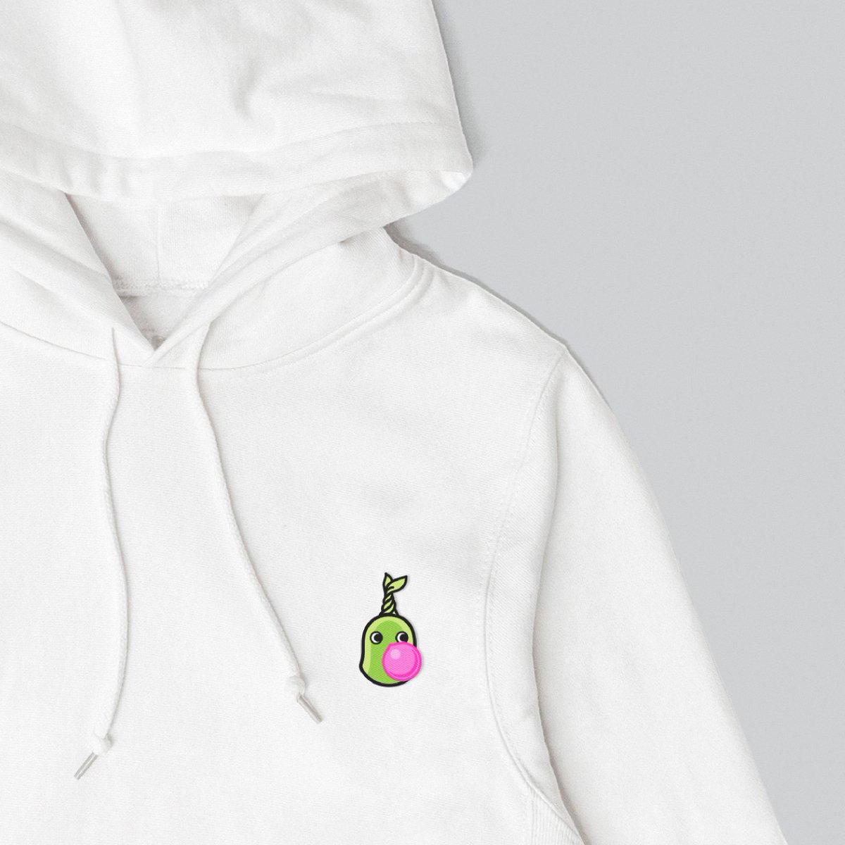 jamzbonbon's tweet photo. Told you Bonbon LOVES bubble gum!

♥️Bonbon hoodie♥️

Comment your hoodie size!👇

#NFTCommunity https://t.co/sxFoVzl8wQ