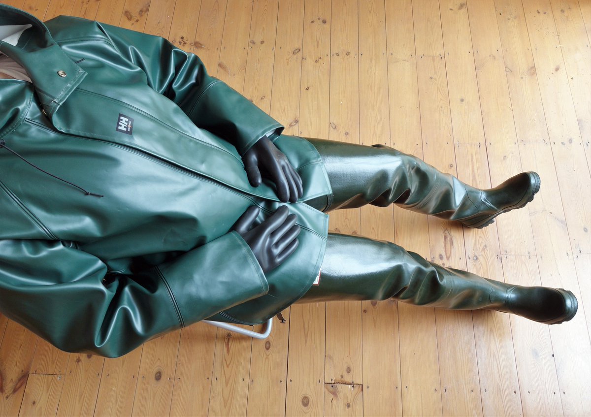 S_MarshDrifter's tweet photo. Relaxing in Hunter waders - Coarsefisher and Shorefisher. https://t.co/vxJyWkEft9