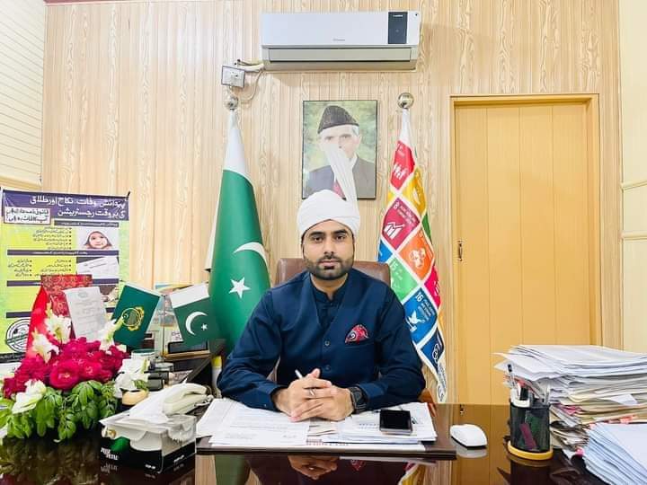 dgprnankana's tweet photo. ڈپٹی ڈائریکٹر لوکل گورنمنٹ ننکانہ صاحب شہزاد اکرم کلچر دیہاڑ تے روایتی لباس اچ https://t.co/eYGOeAgttu