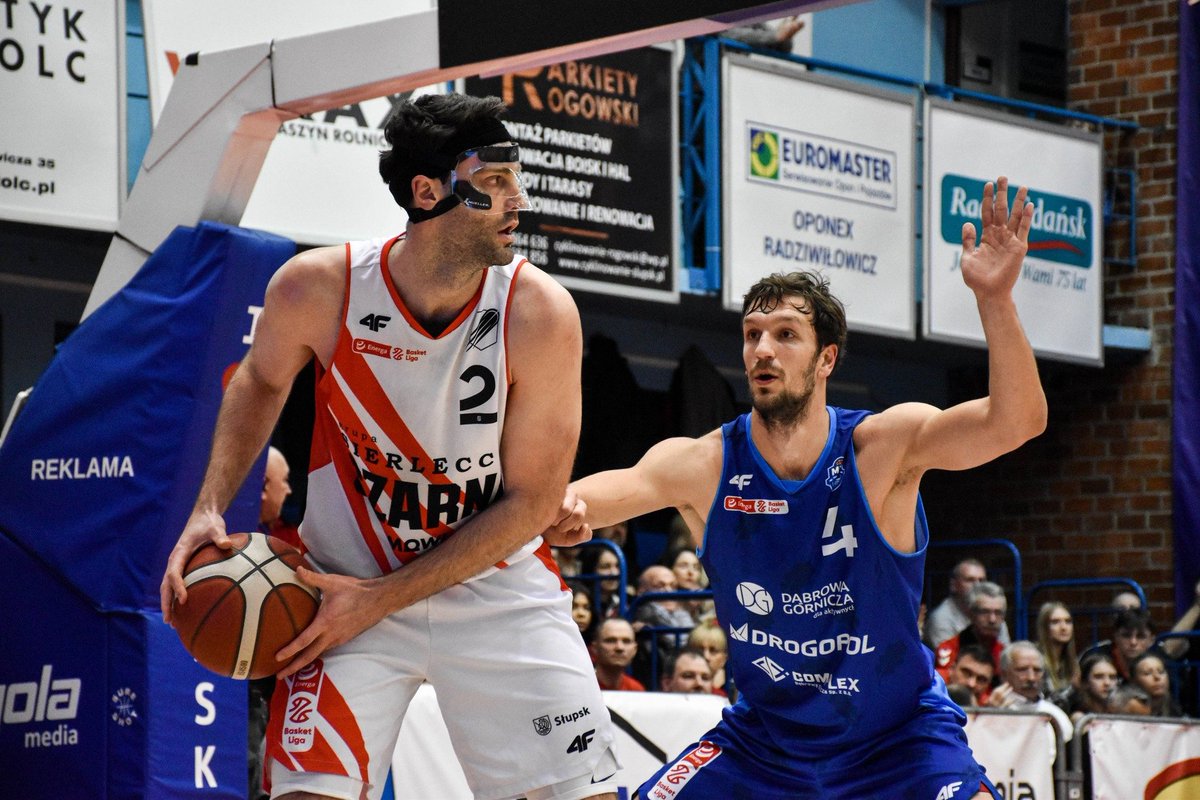 asunpros's tweet image. Beau Beech leads @CzarniToWy in rebounds per game (7.0) and ranks 2nd in scoring (13.9) 💪 

#SWOOPLife | #CzarniToWy