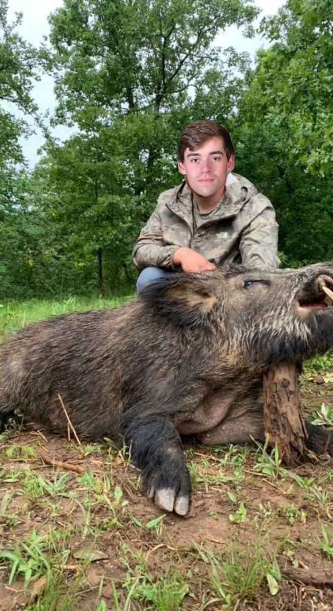 HopeHockey's tweet photo. CAN YOU BELIEVE IT!!!! Back to back years with an OT semifinal. Healy is eating bacon tonight courtesy of his own rifle. Dutch 3-2 will take on the winner of U of M and Grand Valley for a chance at back to back rings. #JobsNotFinished #HungryAndHumble #GloryToGod https://t.co/sFJqLVcVry