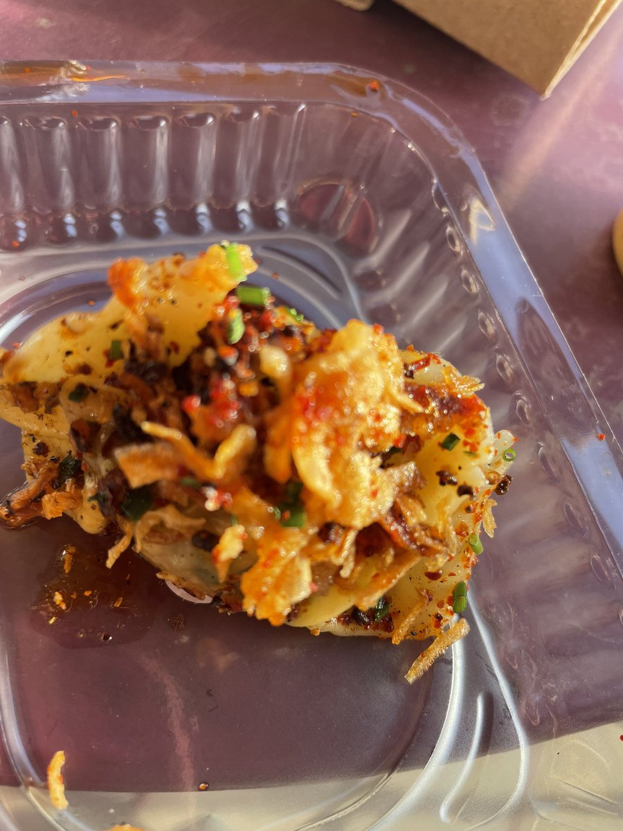 MSKinDC's tweet photo. Amazing #ChikoDumplingWeek dinner w/outstanding flavors, sauces w/#lobster & #shrimp & #impossiblemeat to cap a long & productive day w/a 3:30am wake up for global https://t.co/dNpSm4P6qu #Chiko #ChikoFRC dinner ever & awesome chef @DannyLeeDC was packing orders!@ChikoFRC #Chiko https://t.co/NY9smGAkzp