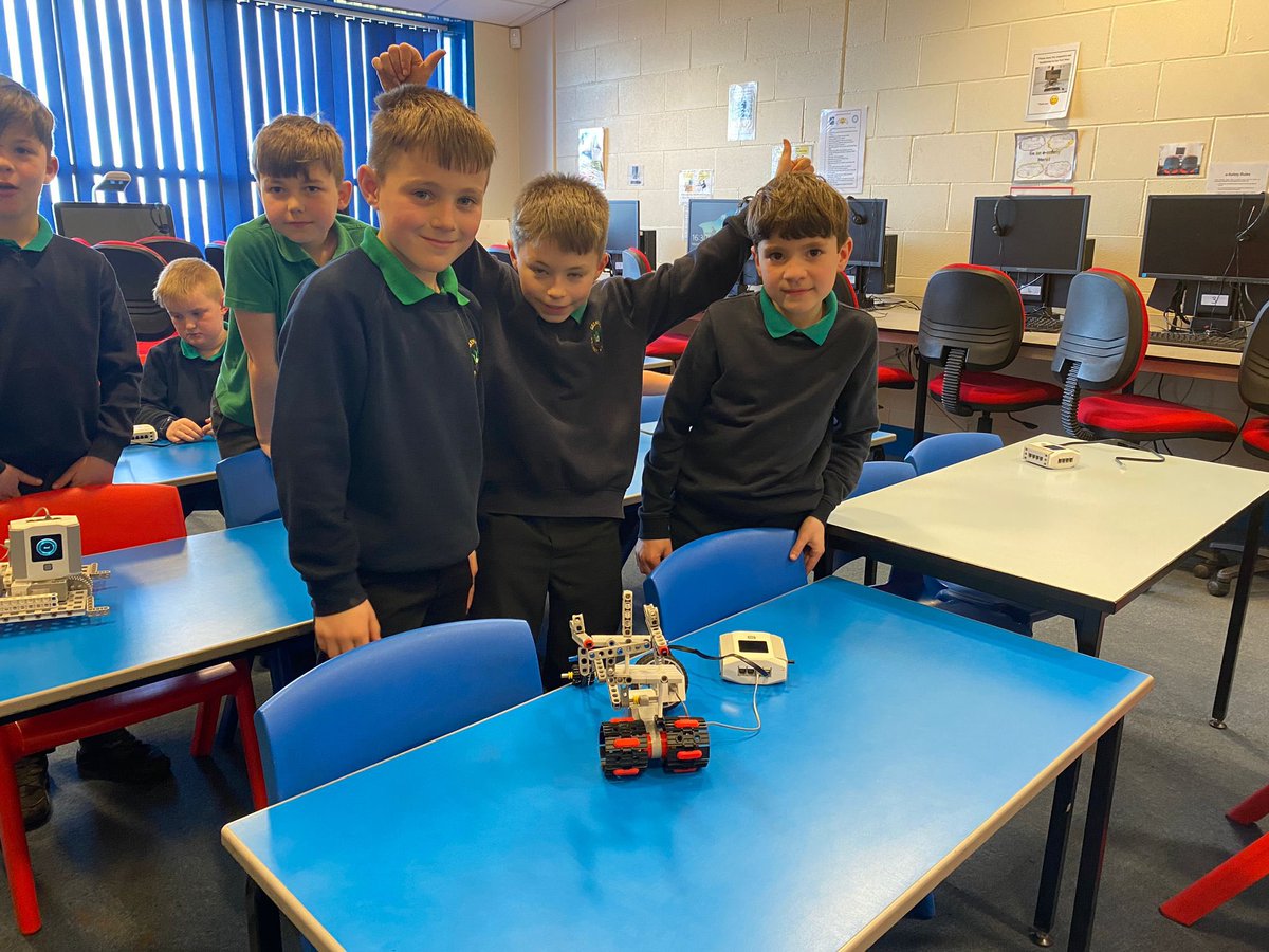 Discovery STEM Edu (@discovery_stem_) on Twitter photo Excellent teamwork, resilience and innovative thinking at <a href="/GrenoPrimary/">Grenoside Primary</a> <a href="/SLPHallamTSA/">SLP Hallam TSA</a> today! <a href="/SERAS_Skills/">SERAS</a> <a href="/UKRobotics/">UK-RAS Network</a> <a href="/ShefRobotics/">Sheffield Robotics</a> <a href="/TheAMRC/">Advanced Manufacturing Research Centre</a> <a href="/STEMLearningUK/">STEM Learning</a> @STEMclubs <a href="/CreateSheff/">CreateSheff</a> Excellent teamwork, resilience and innovative thinking at <a href="/GrenoPrimary/">Grenoside Primary</a> <a href="/SLPHallamTSA/">SLP Hallam TSA</a> today! <a href="/SERAS_Skills/">SERAS</a> <a href="/UKRobotics/">UK-RAS Network</a> <a href="/ShefRobotics/">Sheffield Robotics</a> <a href="/TheAMRC/">Advanced Manufacturing Research Centre</a> <a href="/STEMLearningUK/">STEM Learning</a> @STEMclubs <a href="/CreateSheff/">CreateSheff</a>