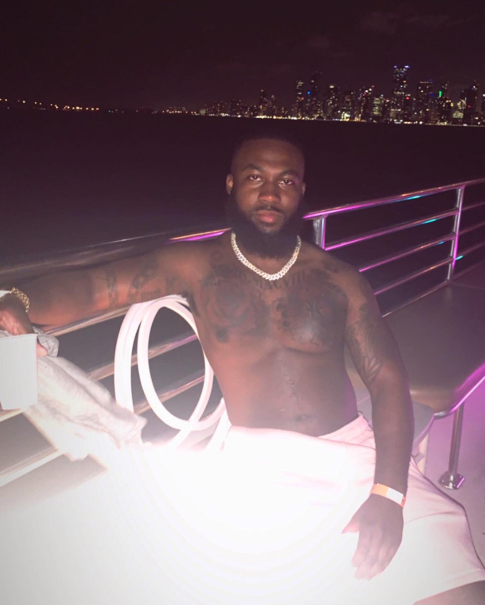 Jerome🃏 tweet media