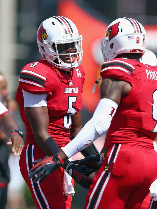 BarstoolCards's tweet photo. So you’re telling me we have Terry and Trezz together and now we get to see Teddy throw TDs to Davante again🥺 https://t.co/MsIbOlTrx1
