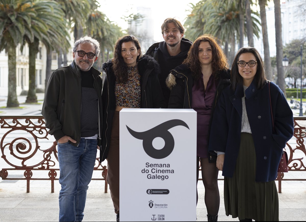 Moitas grazas á #semanacinemagalego organizada pola <a href="/AcademiaGalegaA/">Academia Galega do Audiovisual</a>. 
Foi unha alegría compartir con vós os nosos traballos <a href="/dhogsfilme/">DHOGSFILME</a>  e Welcome to ma maison film e contarvos algunhas das súas anécdotas. Agardamos vervos máis veces 🙂