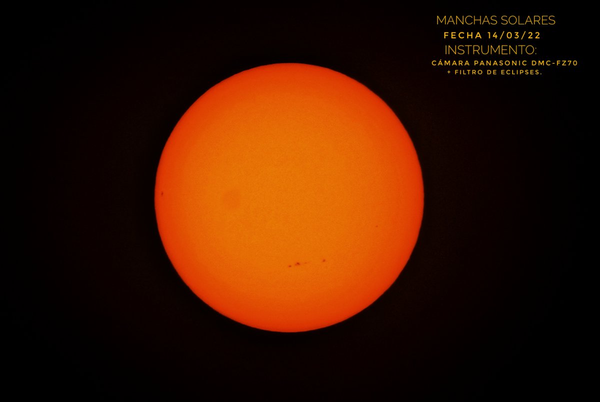 liceo58's tweet photo. Nuestra estrella muestra señales de mayor actividad (Manchas Solares).🌞 Nunca observar al Sol sin la protección adecuada (Lentes para eclipse). https://t.co/5TC0kXrqkf