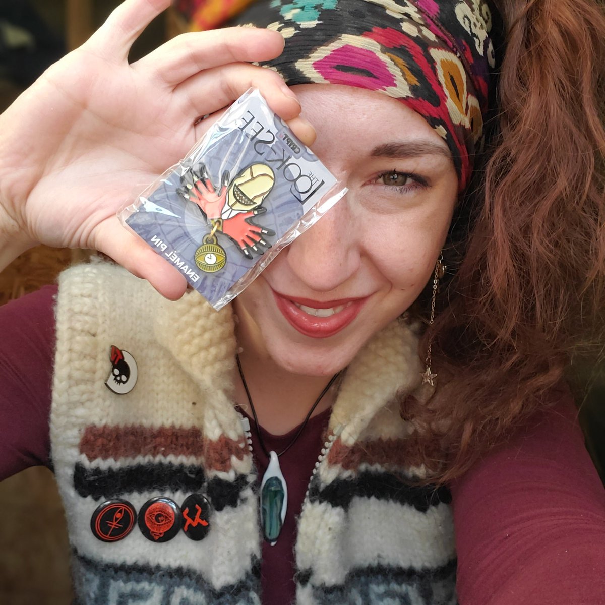 WTCoffeeThingsR's tweet image. I just got goodies from @CryptTV
Look-See? 

 this Look-See pin means a lot...

He will help me teach everyone to let go of the past... lest Look-see come take-eth away. 

Ps. Don't talk about monster fight club 🤫

#NFT #Crypttv