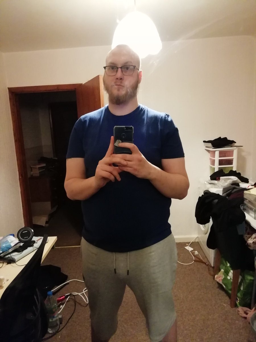 The_DadBodGod's tweet photo. First gym session with a PT done. Maybe if I kill it enough I can get in good enough shape to persuade her indoors to let me have a try at joining a wrestling school and try my hand between the ropes. #DayOneOfMany #fitnessjourney https://t.co/H9bk9LMP2n