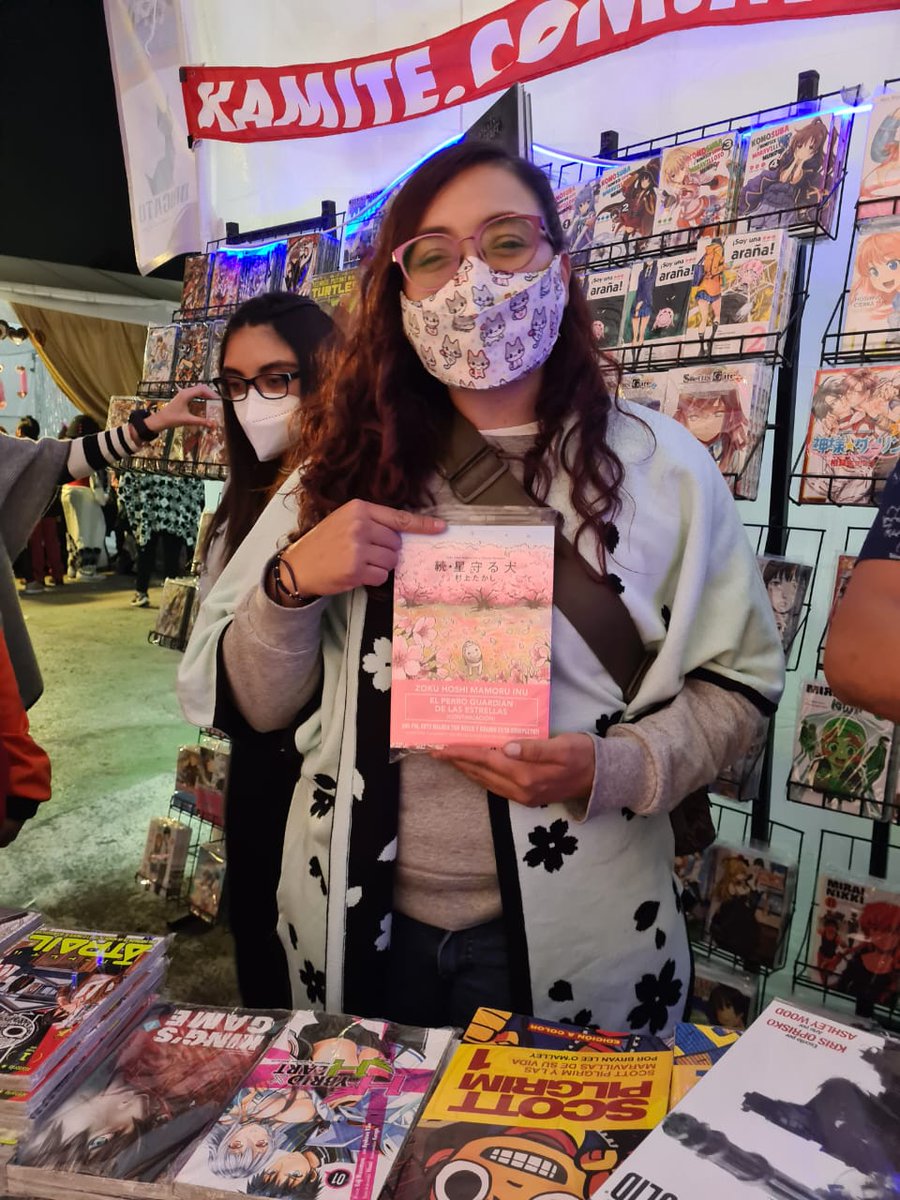 kamite_manga's tweet photo. ¡Sobrinos, siempre es un gusto conocerlos! 🥰
Agradecemos su asistencia y apoyo en el evento #LightsofJapan 🎆⛩️ seguiremos asistiendo a más eventos para conocerlos a todos, ¿en cuál otro estado les gustaría que el #kamitour este presente? 🚌 https://t.co/yJJkvm0SCl