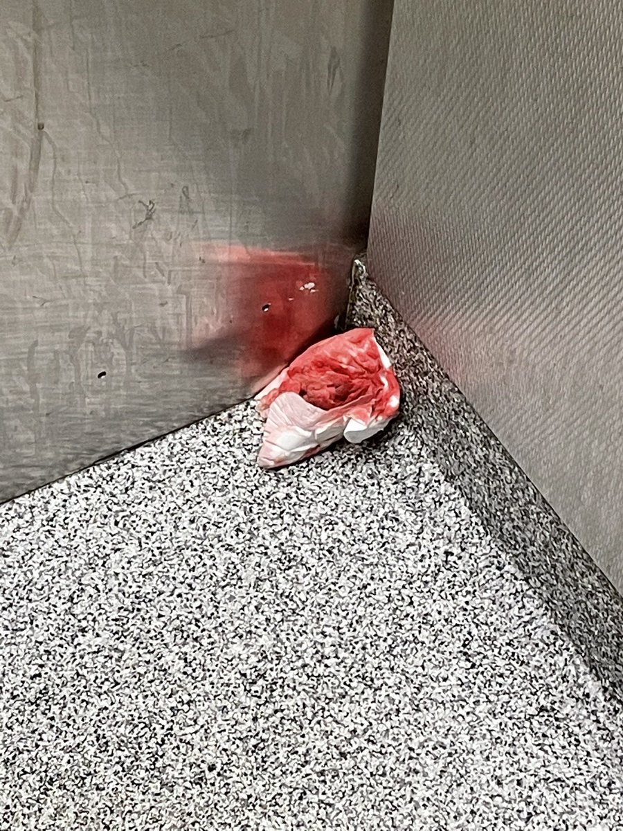 T_PLAC's tweet photo. @TransLink just seen in the elevator at Royal Oak station https://t.co/CbSFH2uIul