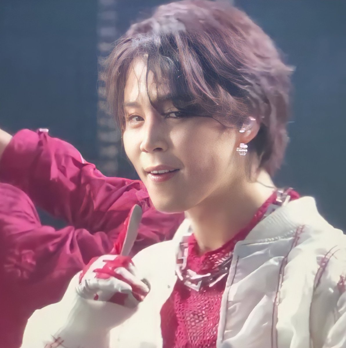 Fuzzy_pandaa's tweet photo. I can't get over from him 🥵😍
#BTSARMY #BTS #PTD_ON_STAGE_SEOUL #JIMIN #btsjimin #PTD_ON_STAGE_SEOUL_day3 #BTSCONCERT #Kpop #BTS_twt #BTSAtPVR https://t.co/lcxzMokLwk