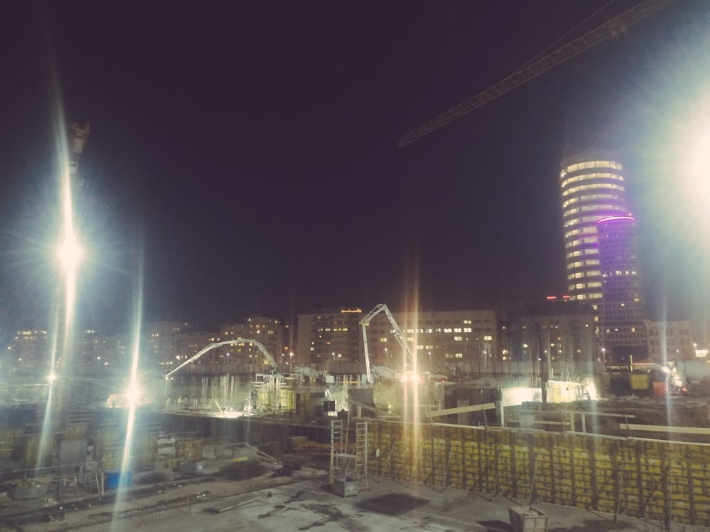 rcpkpln19's tweet photo. Hayaller disco , hayatlar projektör https://t.co/mWjYlX7ns9