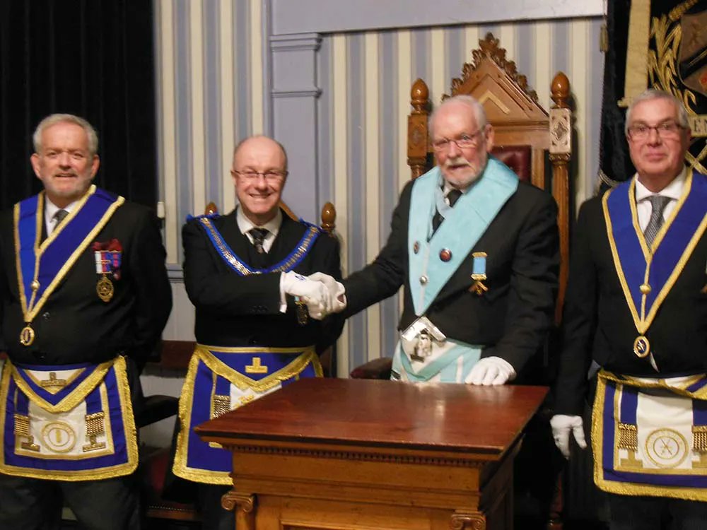 DevonMasons's tweet photo. Concordia Installation Meeting  Read more ➡️ https://t.co/F2hi8f5vw3
#freemasonry #freemasons #devon #devonshire #Integrity #Friendship #Respect #Charity #Calcutta #lovingcup https://t.co/qhmGpU5xuL