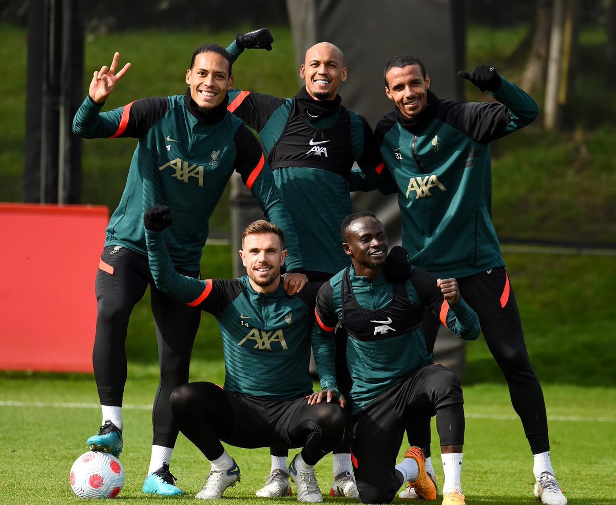 _fabinhotavares's tweet photo. Winners 💪🏾 https://t.co/pbpVYbYUsQ