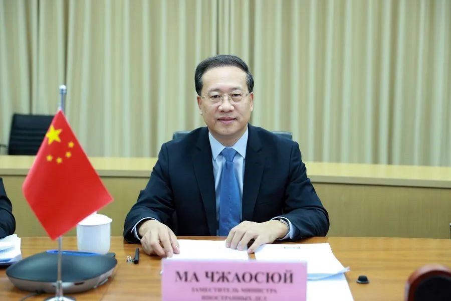 ChineseEmbinRus's tweet photo. 10 марта 2022 г. Замглава МИД Китая Ма Чжаосюй и Замглава МИД России  Сергей Вершинин провели китайско-российские консультации по многосторонним вопросам на уровне замминистров иностранных дел по видеосвязи.
https://t.co/A0Hsdl96O5 https://t.co/t8mMPNjhwK