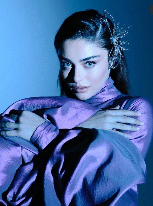 romymjaram's tweet photo. I vote #AyçaAyşinTuran from
Turkey🇹🇷 the most beautiful face and woman of 2022
#tccandler #100faces2022 https://t.co/2lN5o2Maah