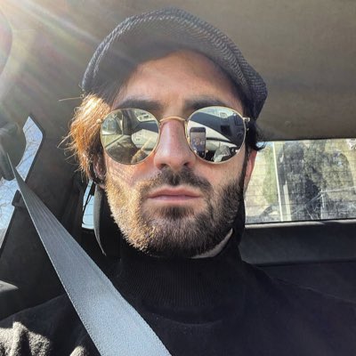 Jean_ChrisL's tweet photo. #NouvellePhotoDeProfil https://t.co/y2XrIvSl2w
