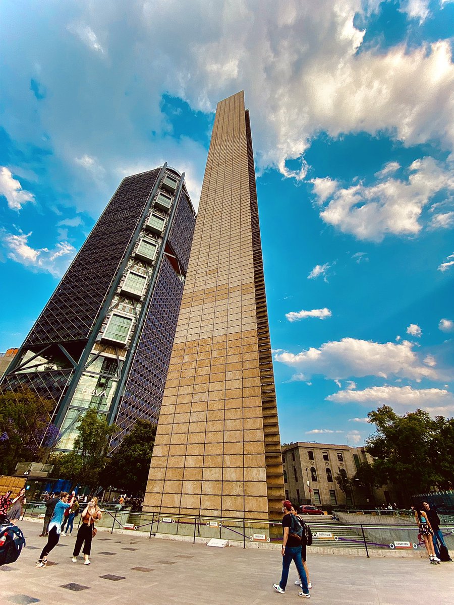 Una gran suavicrema en Reforma 😜 #CDMX #EstelaDeLuz #chapultepec #Domingo #foto #picoftheday