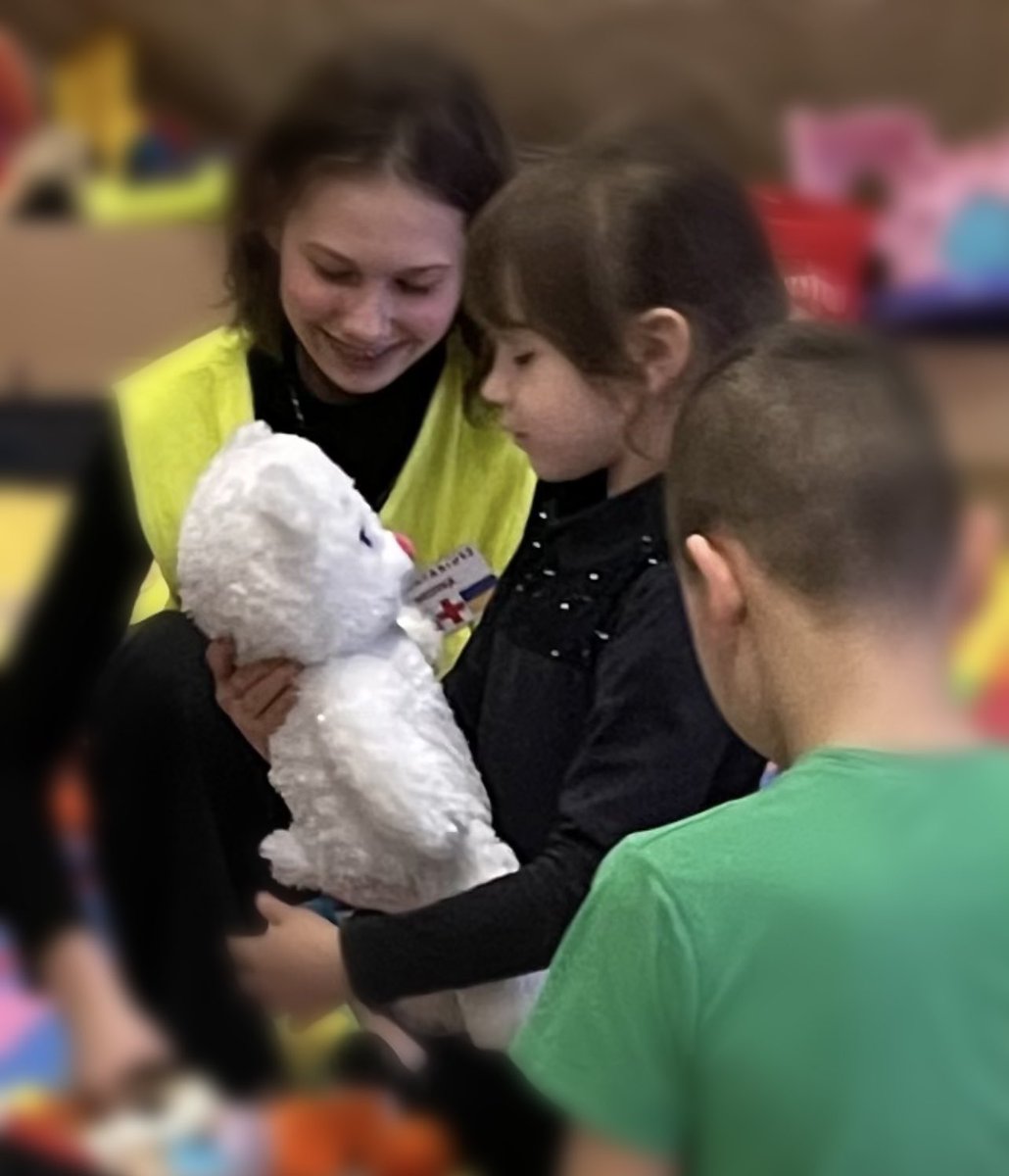 TVMartinRoberts's tweet image. I’ve just had the chance to put toys in to the hands of children who have lost everything. This picture breaks my heart in to tiny pieces, but I wanted to share it to reassure you that from what I’ve seen today, all the donations and kindness IS making it to those who need it 🌻