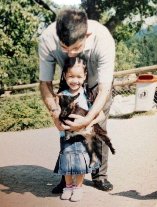 iamkoyjung's tweet photo. ก็ว่าลุคถุงเท้าแบบนี้คุ้นๆ เป็นเอ็นดูต้่าววว ชอบใส่ถุงเท้ากับผ้าใบแบบนี้ตั้งแต่ตะเร้กตะน้อย~🥰 https://t.co/7MUqyLGGGq
