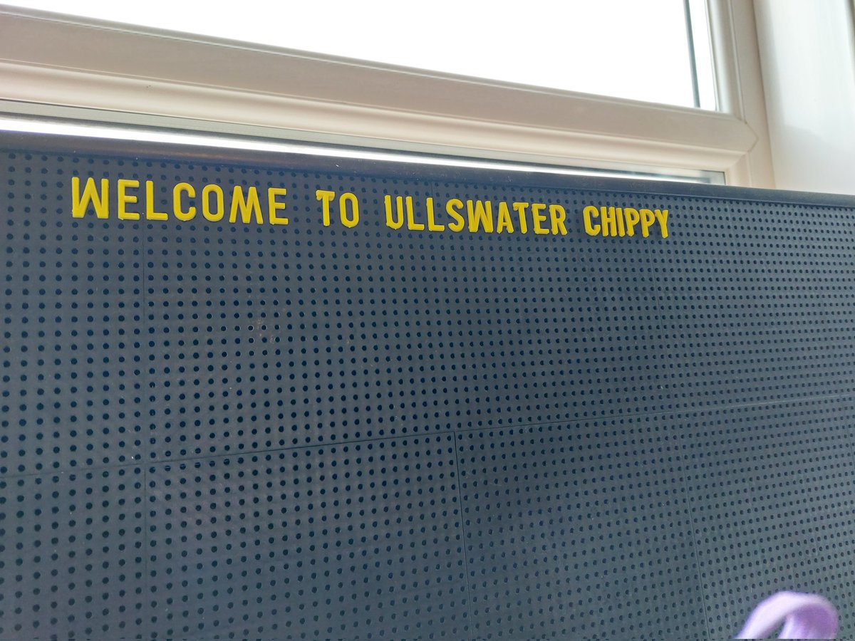 ChippyUllswater's tweet photo. Decided to go retro with the menu board #retromenu #chippytea https://t.co/gP1RjAVo7k