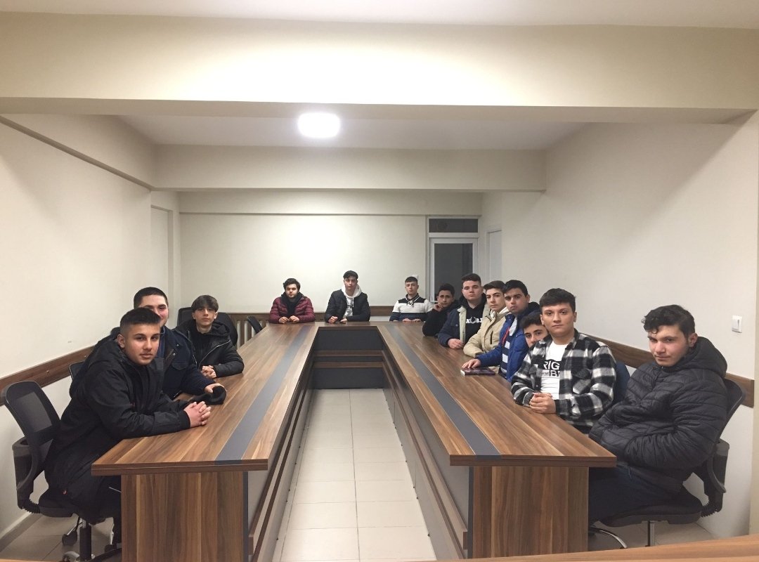 omrfarukbasturk's tweet photo. Yeni Seçmen Birim Başkanımız @vedatbayram61 Başkanlığında haftalık Yeni Seçmen Birim toplantımızı gerçekleştirdik.🇹🇷💡💪

#İnegölAKGenç
#İnegölYeniSeçmen https://t.co/5j3CvOIefj