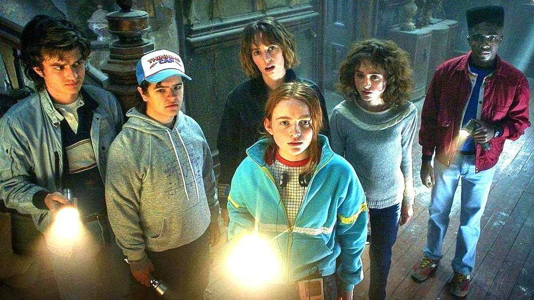 StrangerNews11's tweet photo. Stranger Things 4 Vol 1 will be released in 74 days. 👽📺 #ST4 

You guys been waiting for a Trailer for way too long, don't you think? https://t.co/DstcL9zNK4