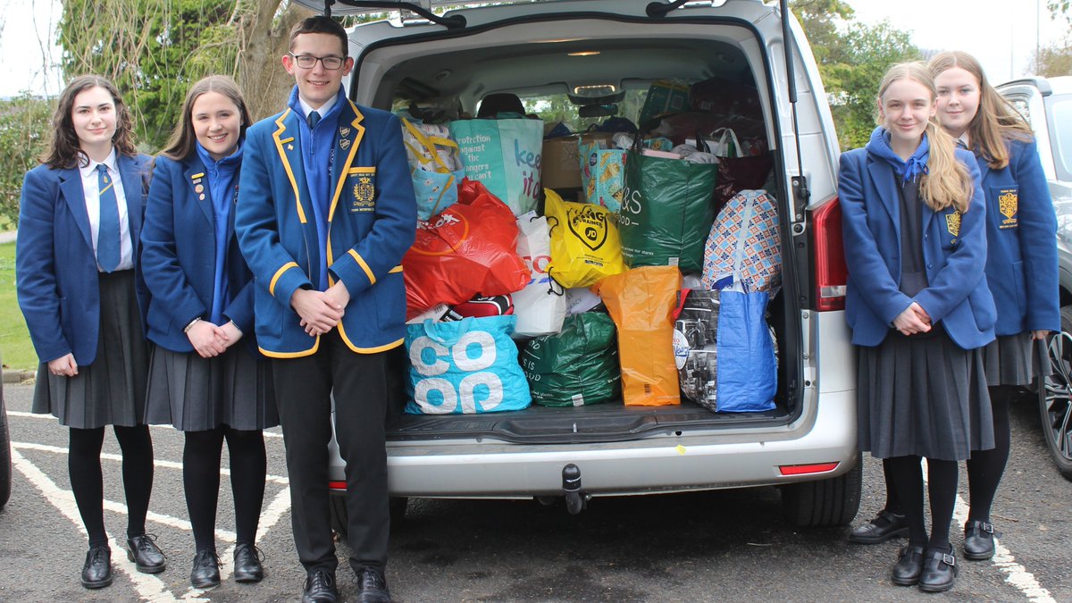 belfasthighsch1's tweet photo. We would like to thank all of our pupils, parents and staff for their amazing generosity to our Ukrainian Sunflower Appeal. Two separate journeys had to be made to StopCar in Mallusk due to the quantity of items donated. We have also sent a donation of £3,010 to the British Red https://t.co/FuECg9IWSG