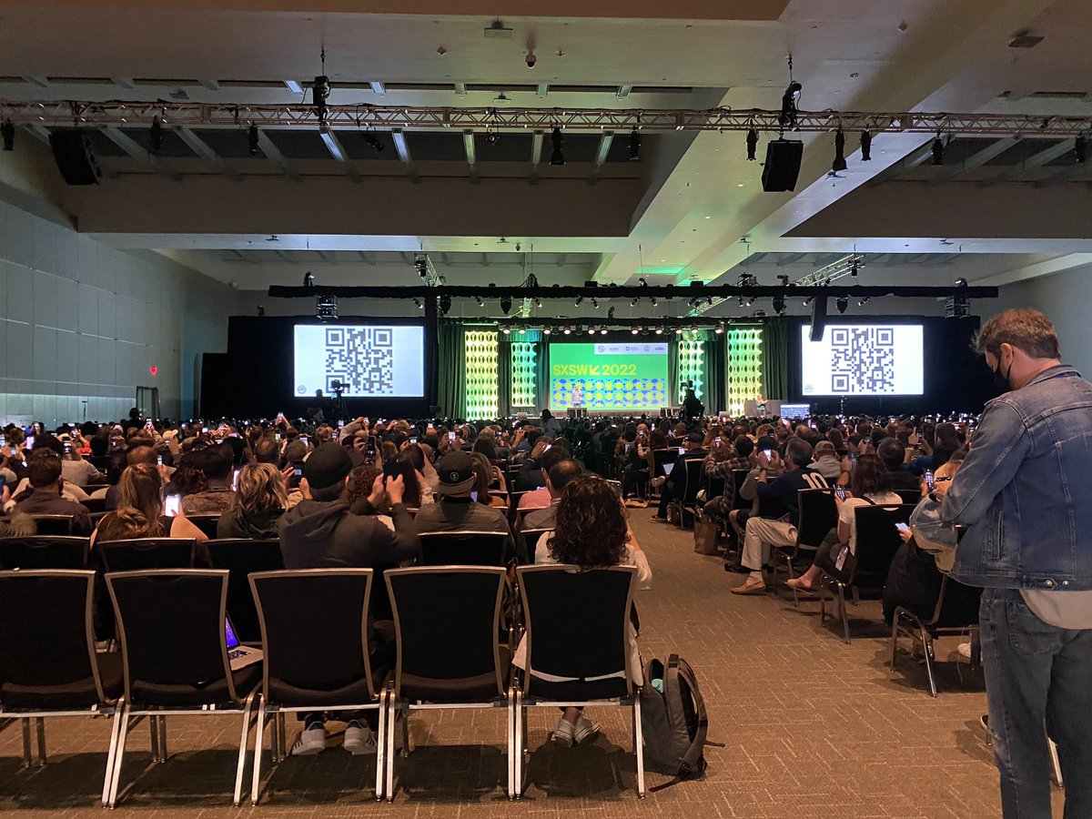 JeanannG's tweet photo. Hello from #SXSW ☀️ https://t.co/LTvnRY0L9W
