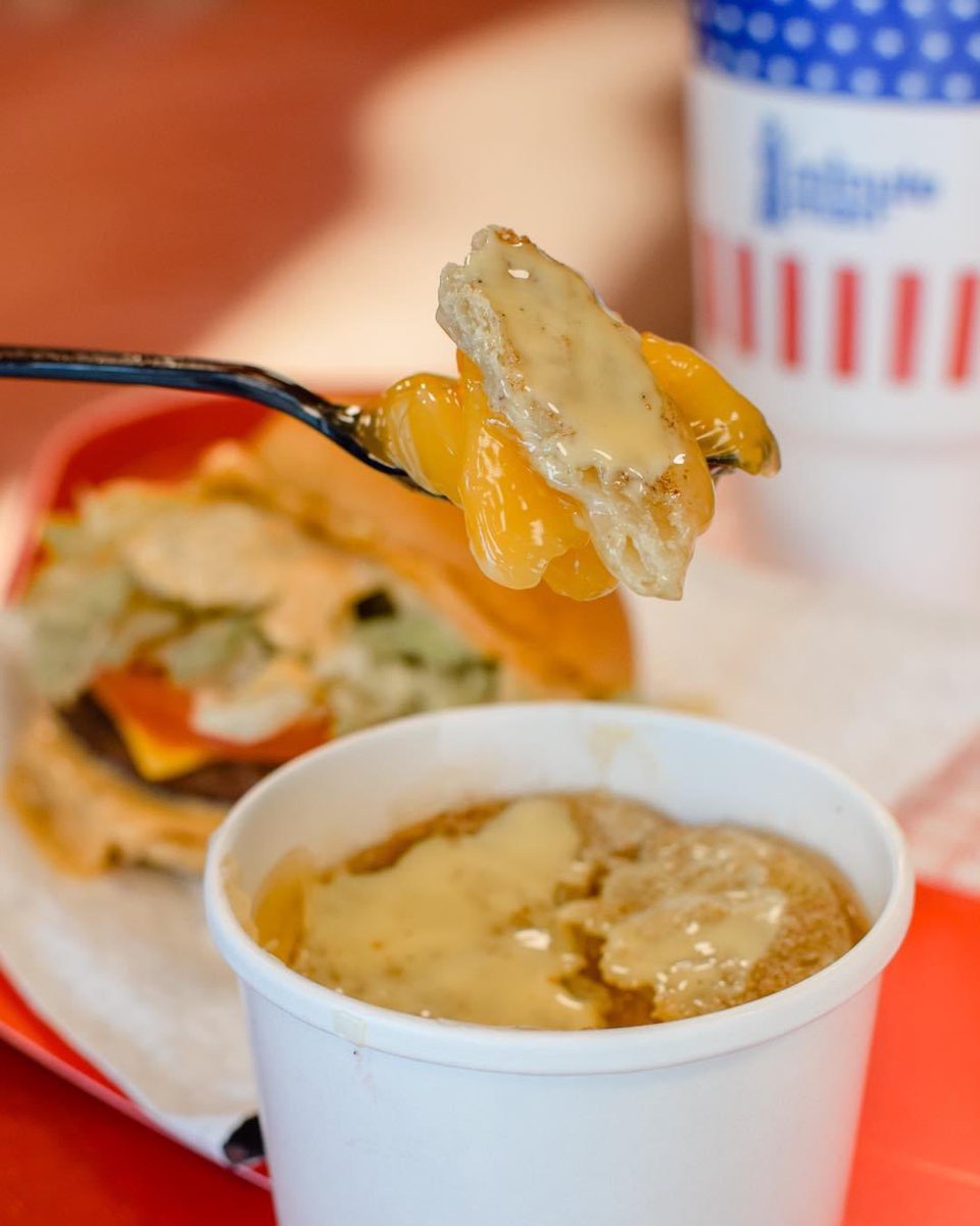 Pies, pies, pies and more pies — it’s how we celebrate Pi Day at Minute Man! 🥧
Hot Radar Pies, Radar Pie Shakes, and Cool Treats are ready for you. Come see us &amp; enjoy!