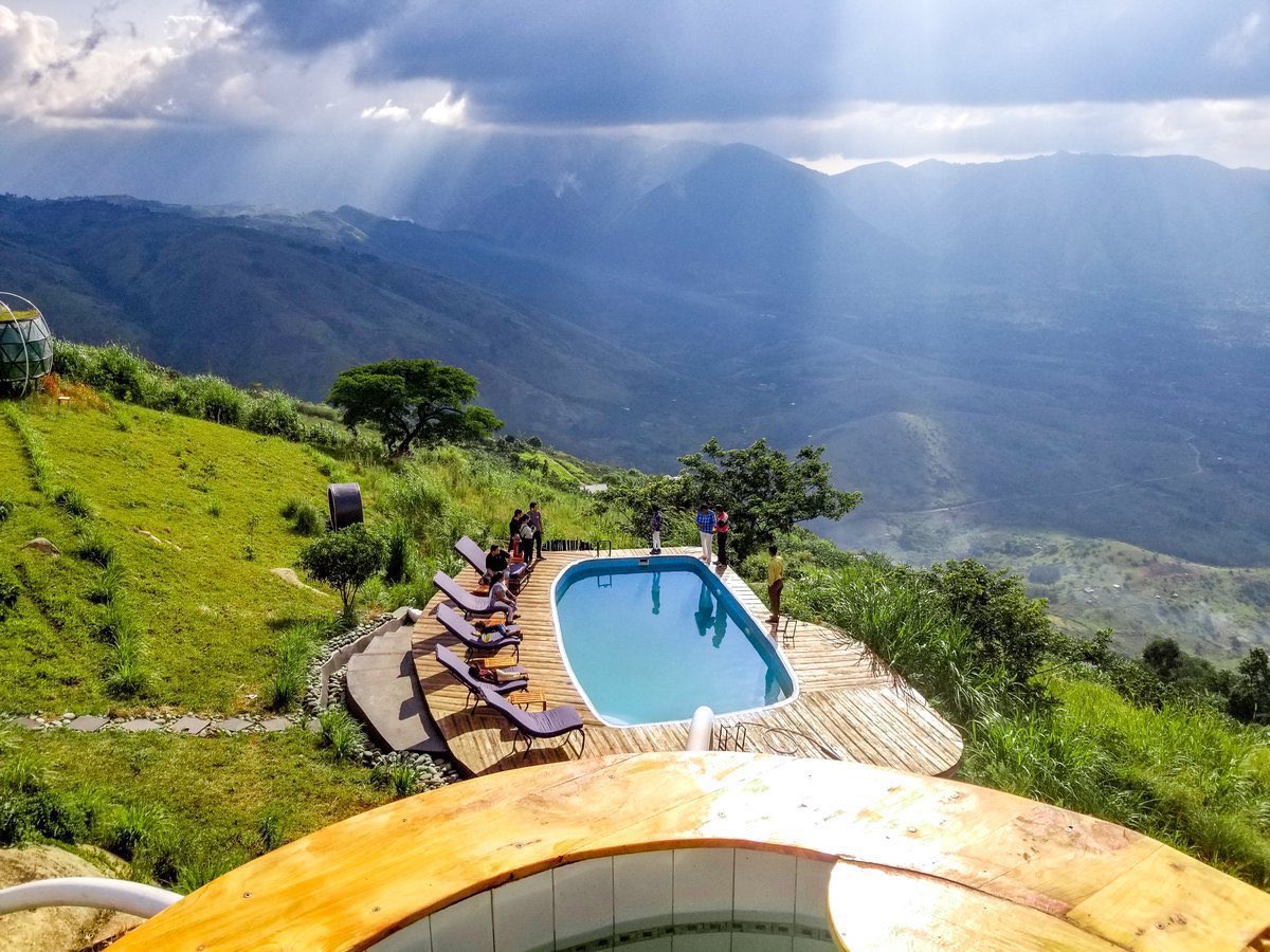 letsDiscoverke's tweet photo. Aramaga Rift Valley lodge in Uganda is one of the places that should be on your bucket list. https://t.co/pvJGKLnoCt