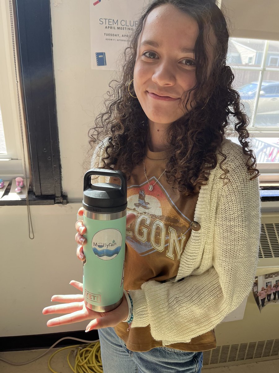 msjessicaphan's tweet photo. Personal logos turned stickers! Thanks to the @Littlesilverpto for sourcing these stickers for us! #STEM7 https://t.co/mOgEgDvwFC
