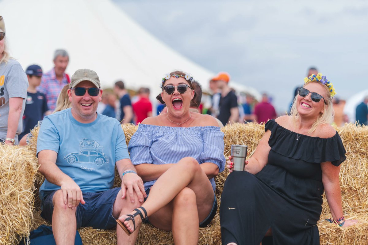 silverstonefest's tweet photo. This summer at The Classic you’ll be treated to the #BestOfBritish with the addition of our new ‘Foodie Fest’ area: Tasting Tent ✔ Celebrity chefs with cooking demos and Q&amp;As ✔ Locally sourced fare in the artisan market ✔ 😋 https://t.co/To03shqNtm @SilverstoneUK https://t.co/M1RCDMbYUH
