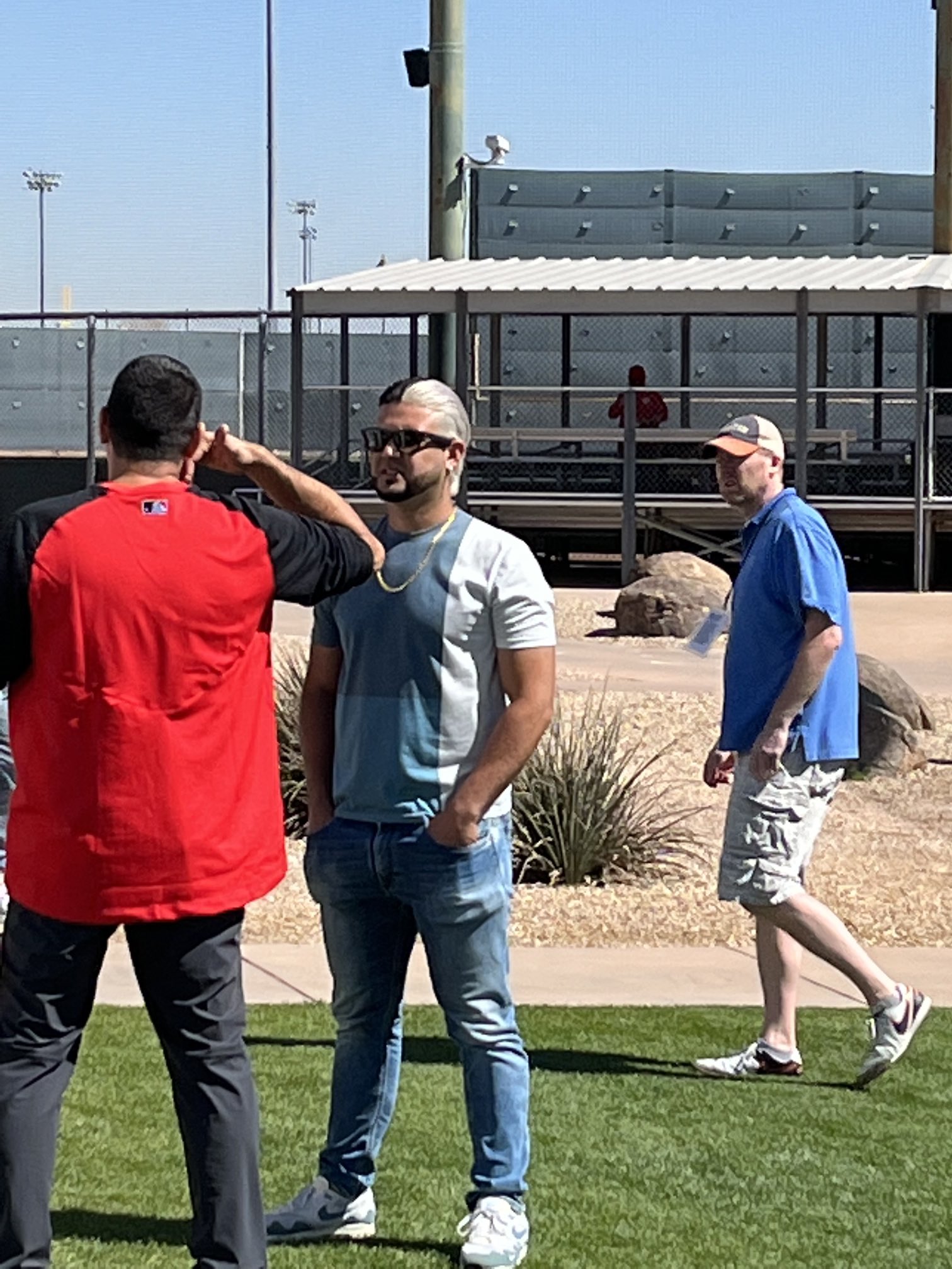 Mark Sheldon on X: Eugenio Suarez has arrived to Reds camp.   / X