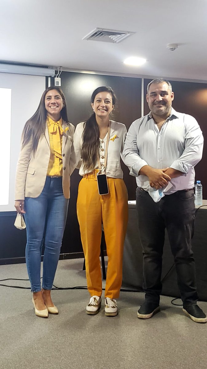 euge_leu's tweet photo. Hoy en el Día Mundial de la Endometrosis. Acompañamos una excelente jornada en la @HCDiputadosBA.Felicitaciones a nuestra diputada @Debogalan y a todos representantes que trabajan por la #LeyDeEndometriosisYa 
#mujeresFR
@MalenaMassa 
@FrenteRenovador https://t.co/CGC3Ul2q5w