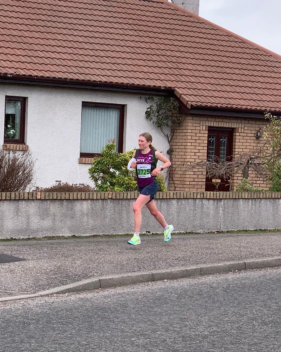 Attwood7Sarah's tweet photo. Had an amazing day yesterday at #invernesshalfmarathon , so delighted to come away with a new PB. Thankyou too all the wonderful marshals that did a fantastic job #halfmarathonpb #voomnutrition #doyourbestbetter #voominpowerup #thisgirlcan #loverunning https://t.co/u0JgimX4Bu