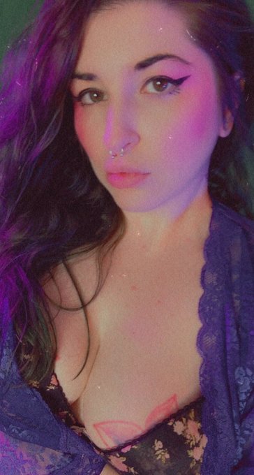 Look into my eyes Sink deeply It feels good to sink deeper Let Goddess do the thinking for you And the