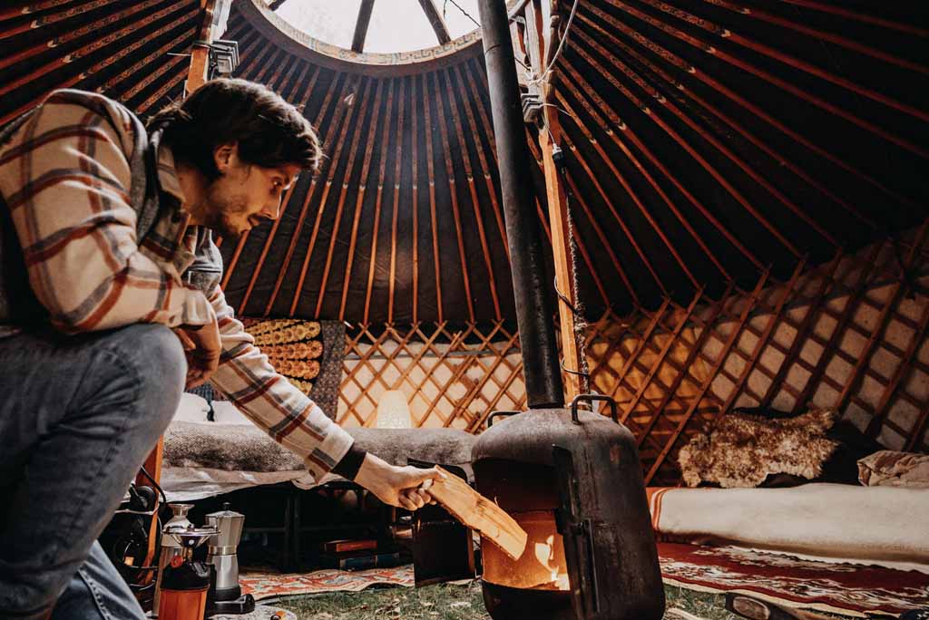 martijnhuizer's tweet photo. Nieuw op Reishonger: #Winterwoods https://t.co/XdPwc4U87o Winterwoods vindt dit jaar plaats t/m 8 april 2022 als pop-up #camping gevestigd in natuurgebied het Hart van Drenthe. Reserveren: https://t.co/eI7lQOrr1h #reishonger #kamperen https://t.co/Q7Hljk7ujj