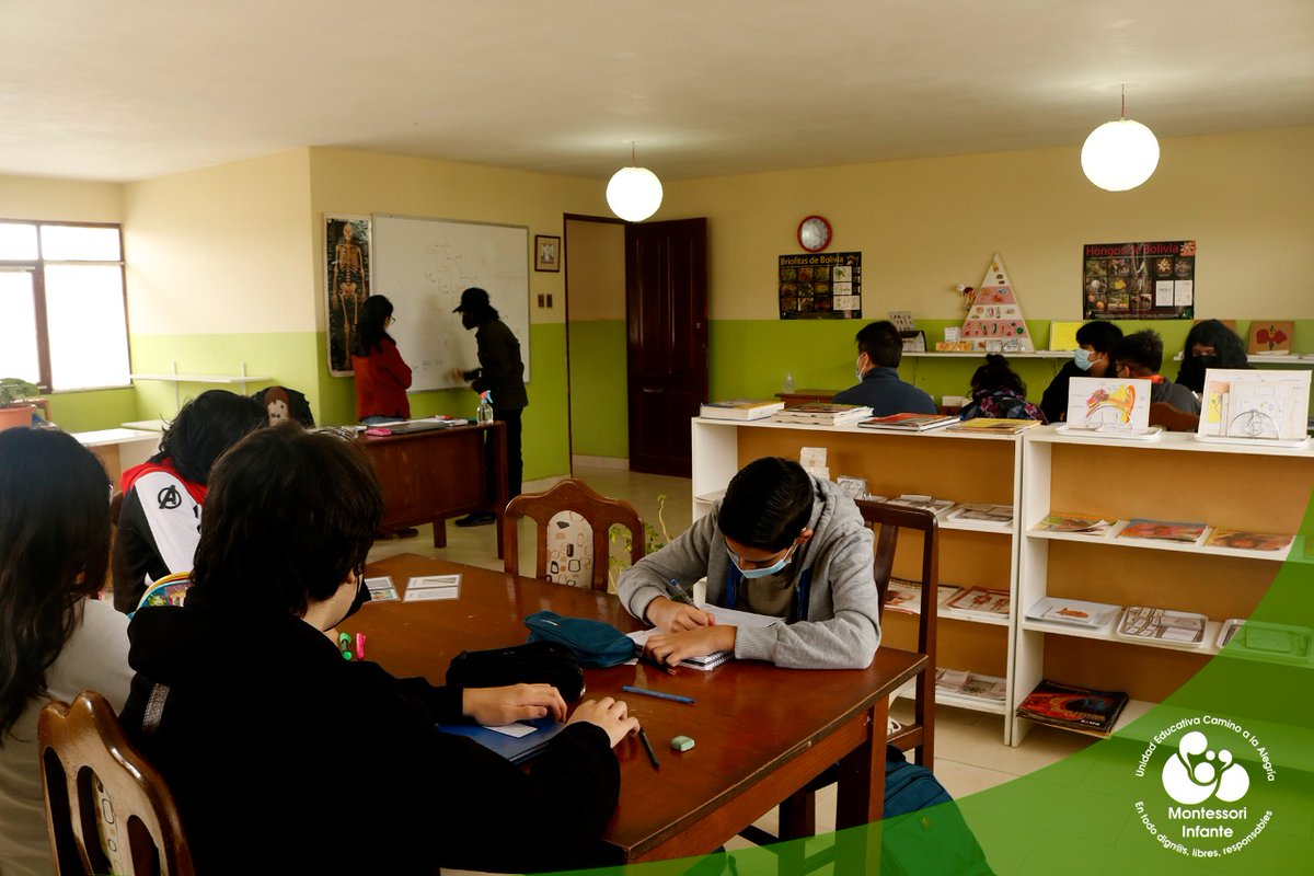 BoliviaInfante's tweet photo. ¡Bienvenid@s querid@s estudiantes!
Hoy 14 de marzo les deseamos un feliz inicio de clases semipresenciales en Montessori Infante. 
Gracias a toda nuestra comunidad por el reencuentro.
#InicioDeSemana #ClasesSemipresenciales #EduaciónMontessori #Montessori https://t.co/TePiMjNyJd