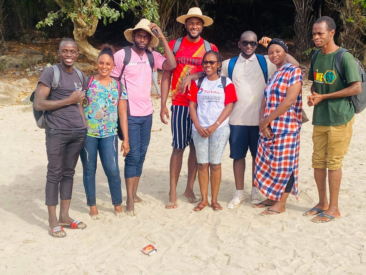 Jciconakrytreso's tweet photo. La JCI Conakry Trésor en synergie avec les OLMs soeurs de la JCI-GUINÉE ont réalisé une excursion sur l'île de soro ce dimanche 13mars 2022.
Je suis sur Instagram sous le nom @jci_conakry_tresor. https://t.co/igBQduhAeD
#DIVERTISSEMENT
#EXCURSION2022
#JCICONAKRYTRESOR https://t.co/CdGUN2M7St