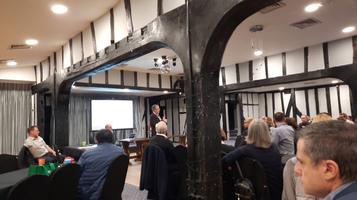 PeterSiordetScolding tweet media