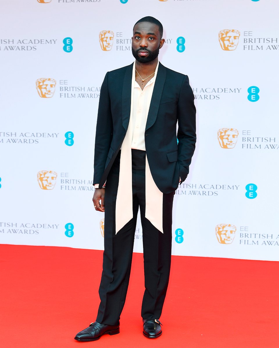 gucci's tweet photo. @PaapaEssiedu, @rizwanahmed, #CaryFukunaga and @TroyKotsur attended the #BAFTAs, each wearing a #Gucci look. Stylists #RoseForde, #JulieRagolia, #DanielMay and #JennyRicker. #PaapaEssiedu #RizAhmed #TroyKotsur #AlessandroMichele #GucciTailoring https://t.co/ykQUC9CXOS