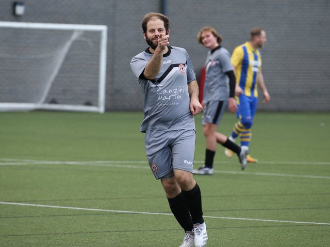 CSMLondonFC's tweet image. 🎧 #JustTalk ep18
🔗 ow.ly/yXe950IiZRY

@1_hunz gives his Grassroots story to  @RobCrane93  &amp;amp; @mullahcorner. We have a great relationship with his @CH_SpartansFC from @EssexAllianceFL - family founders and a mission to maximise this new club's potential!d

#CSM #JustTalk