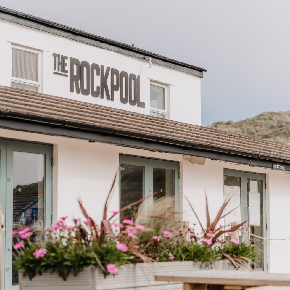 michal_liba's tweet photo. Chefs needed! Beach cafe in Cornwall! Hourly pay £10-14ph, dependending on experience.

part time &amp; full time                                  
Email our head chef: michal@therockpoolbeachcafe.co.uk https://t.co/JvY36wg10I