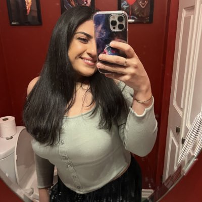 Roya Farhadian tweet media