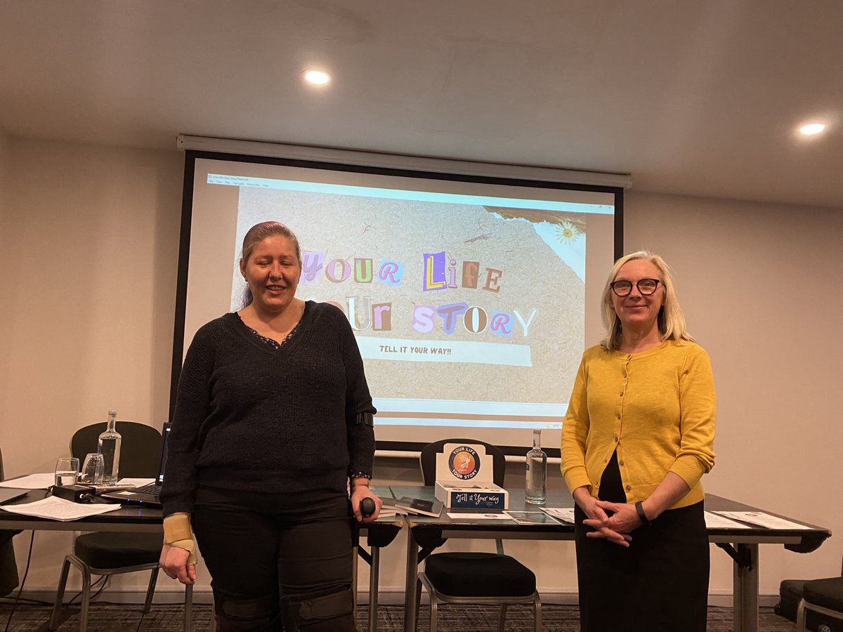 Really good to be at <a href="/COMPASSeventsUK/">COMPASSevents</a> today with <a href="/YLifeYStory/">Your Life Your Story</a> with <a href="/PoisonPinkDaisy/">PoisonPinkDaisy #CEP #Artifacts #YLYS 🏳️‍🌈 🎨</a> and @amandakn0wles who will be coming to <a href="/CovUniSW/">Coventry University Social Work</a> on 24 March! Spaces still available eventbrite.co.uk/e/the-gift-of-…
