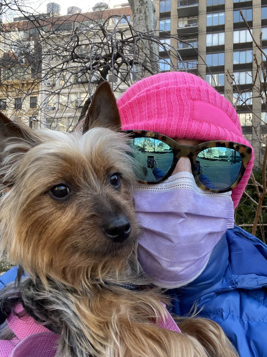 morethanmySLE's tweet image. .⁦@AnjelikaTheDog⁩ and I park enjoying this beautiful day.🙏💜🐕🐾💜